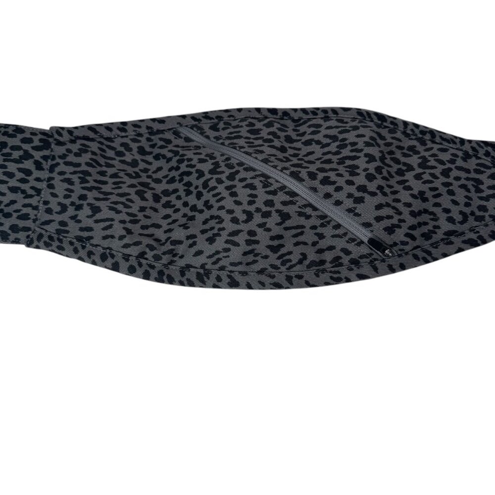 Gray Leopard Print Gooseket - Picture 7 of 9